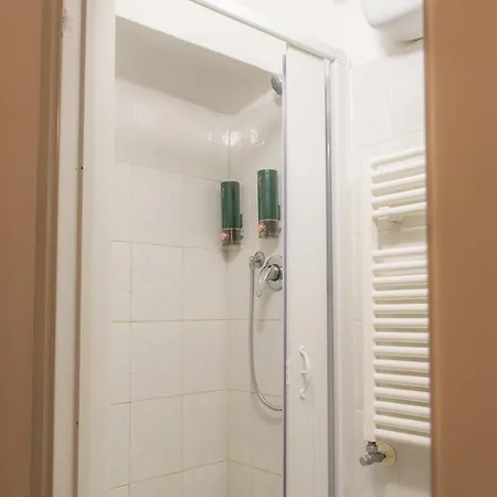 Free Parking - Centro Citta Via Caffaro * Cenova