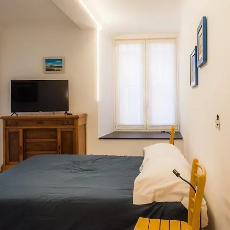 Free Parking - Centro Citta Via Caffaro * Cenova